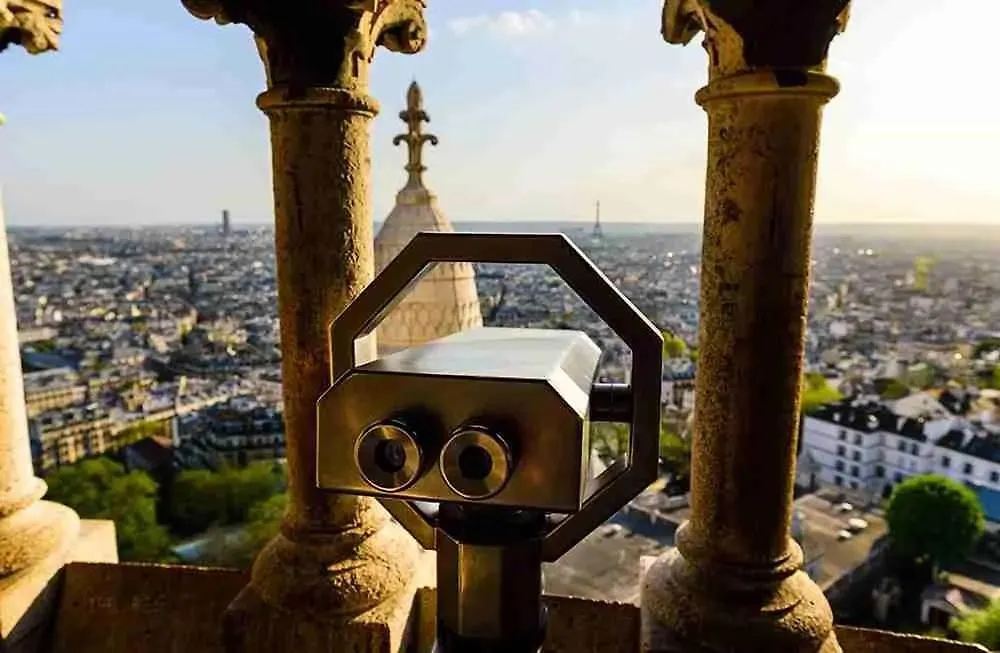 Montmartre Marvel! Designer Apartment Near Metro Paris