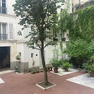 Tres Bel Montmartre Apartment
